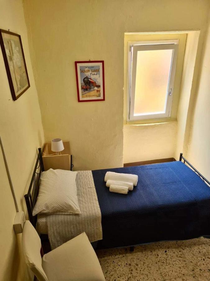 La Casa Di Emanuela Hotel Caltavuturo Bagian luar foto